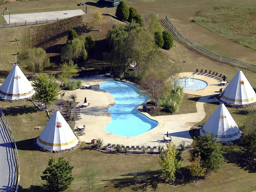 pool-amenities